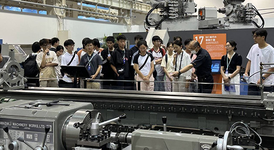 从稻盛哲学到太阳工厂：一场关于人本价值与创新力量的日本启示